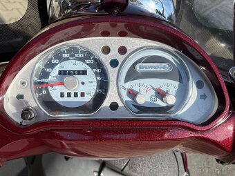 Prodám skútr PIAGGIO BEVERLY 500 - 3