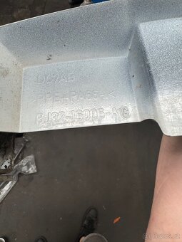 Levý přední blatník Land Rover Evoque l538 - 3