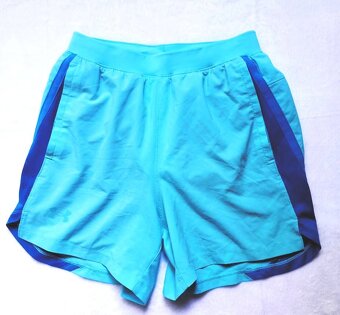 Under Armour HeatGear-dámské šortky-S/36 - 3