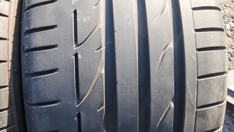 Letní pneu 255/35/19 Bridgestone RFT - 3