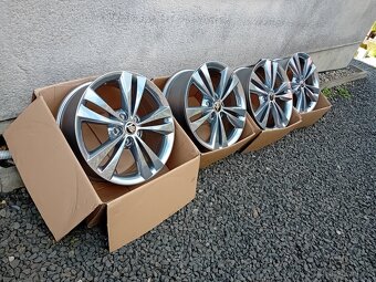 Alu Neptune r18 Škoda Octavia 2 rs - 3