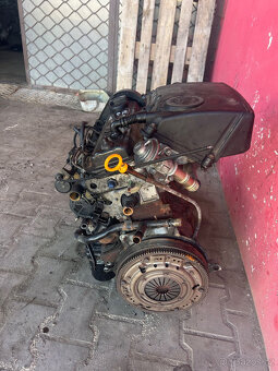Motor 1,9 D 47KW Škoda Felicia kompletní - 3