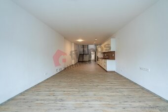 Prodej mezonetového bytu v Benešově, Masarykovo nám. - 3