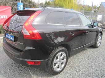 Volvo XC60 2.4 D5 AWD Automat, Kůže (DPH) - 3