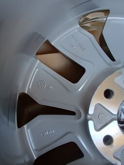5x120 R17 Volkswagen - 3