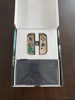 Nintendo Switch OLED Zelda TOTK limitovaná edice + pouzdro - 3