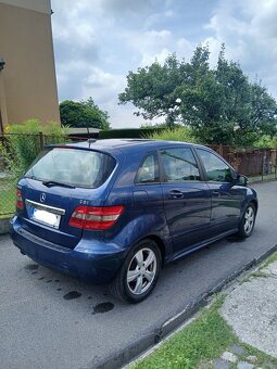 Mercedes-Benz B - 3