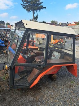 Kabina zetor 5211-7745. - 3