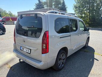 Toyota Proace city , benzin + automat , 23000km - 3