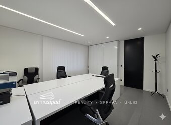 Pronájem, komerční prostory, Plzeň Slovany, ev.č. yIVO8612 - 3