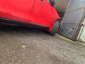 Prodám vyměním Mazdu 323F REZERVACE - 3