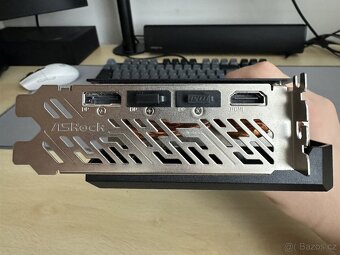 RX 7800 XT - 3