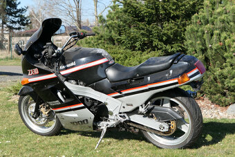 Kawasaki ZX10 ( 1989 ) - 3