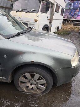 Náhradní díly ze Škody Superb I - 3