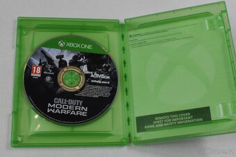 Xbox One Call of Duty: Modern Warfare - 3