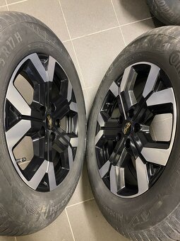 ORIGINAL ALU KOLA DACIA DUSTER 3 215/65/17 - 3