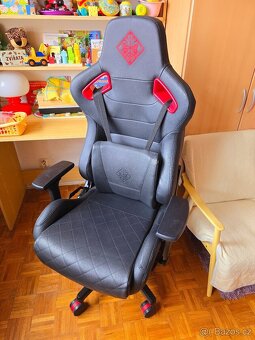 HERNÍ KŘESLO OMEN by HP Citadel Gaming Chair - 3