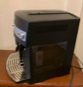 Kavovar DeLonghi - 3