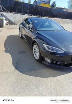 Tesla model s 75d - 3
