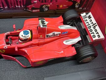 F1 FERRARI F399 1999 MARLBORO SCHUMACHER HOTWHEELS 1:18 - 3