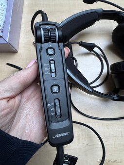 Bose a30 letecká sluchátka - 3