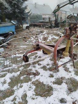 Prodám shrnovac Kuhn - 3