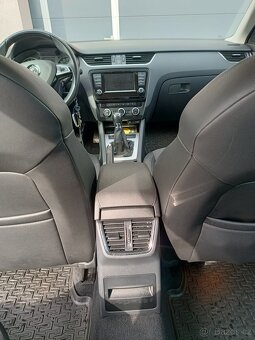 Škoda Octavia combi 3 2,0tdi - 3