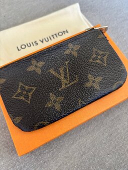 Louis Vuitton keypunch - 3