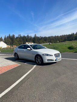 Jaguar XF 3.D - 3