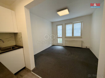 Pronájem bytu 1+kk, 28 m², Zlín, ul. Bratří Jaroňků - 3