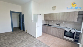 Pronájem bytu 2+kk, 50 m2, Dejvická, Praha 6, Dejvice - 3