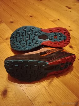 Trailove La Sportiva dámské boty 27,3cm - 3