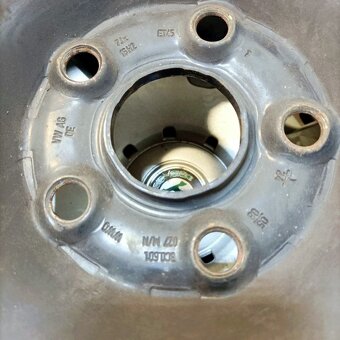 16" plechová kola – 5x112 – ŠKODA (VW, AUDI, SEAT)  Disky:  - 3