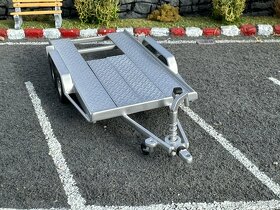 Prepravnik na prevoz aut. Mierka 1:43. - 3