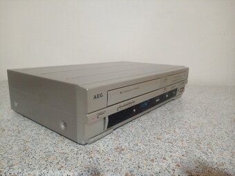 VHS-DVD rekordér AEG DVD-R4509VCR - 3