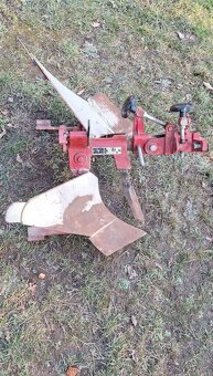 Oboustranný pluh vari APH-352 - 3