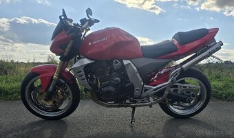 Kawasaki Z1000 - 3