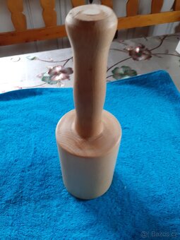 Palička pro řezbare, česácek na borůvky - 3