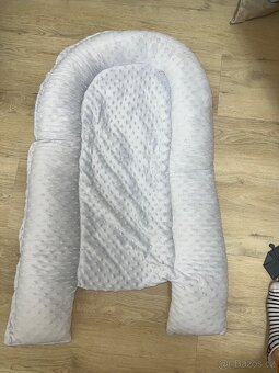 Dětská postýlka + ostatní - 3