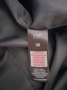 Dámský černý kabát F&F 38 - 3