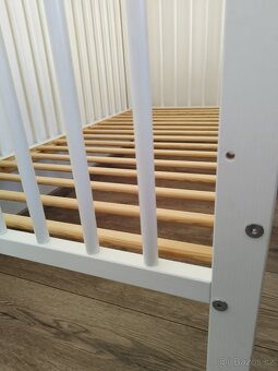 Dřevěná postýlka pro miminko - 3