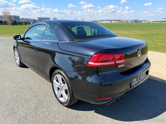VW EOS 1.4 TSI 90KW //2012 1.MAJITEL KLIMA NAVIGACE SERVISKA - 3