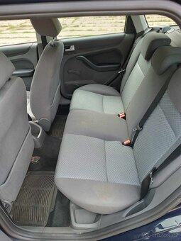 FORD FOKUS COMBI - 3