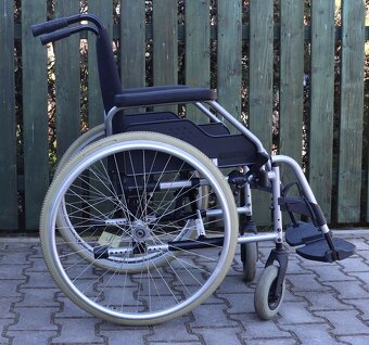 019-Mechanický invalidní vozík Meyra. - 3