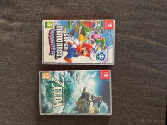 Nintendo Switch OLED + ovladač + hry - 3