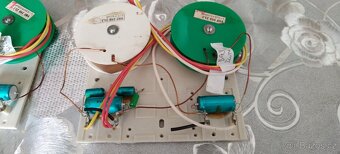 Vyhýbky Tesla 4 ohm . Dvoupásmové - 3