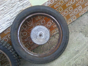 Jawa 250/350 Panelka - p.vidle,kola,výfuky s koleny,hlava... - 3