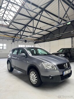 Nissan Qashqai 2.0i Automat - 3