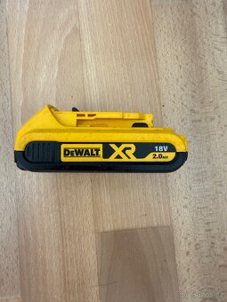 DeWALT DCD778 aku vrtačka + baterie 18V 2.0Ah - 3