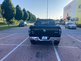 Dodge RAM 1500 Laramie 5,7 V8 LPG - 3